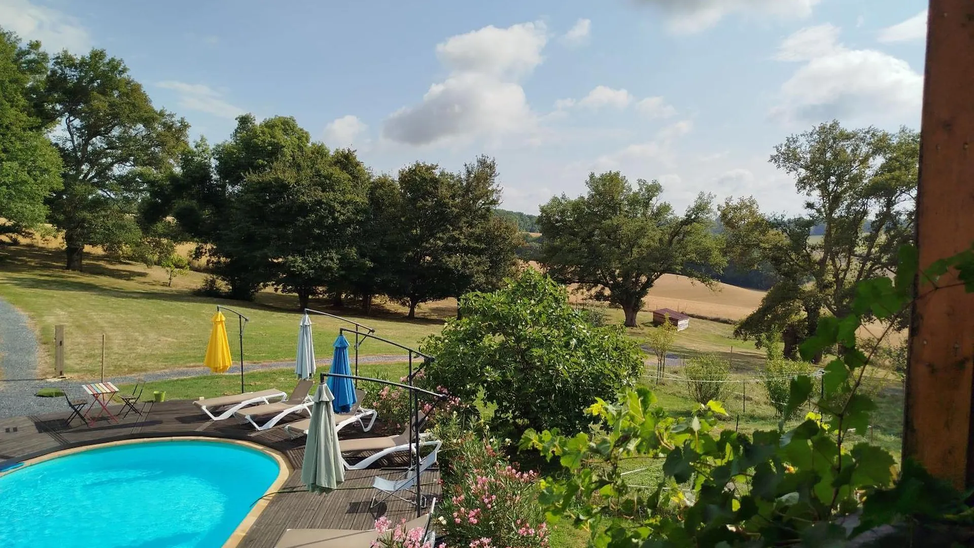 Les Bulles Perchees De Lartigue Bed & Breakfast Margouet-Meymes