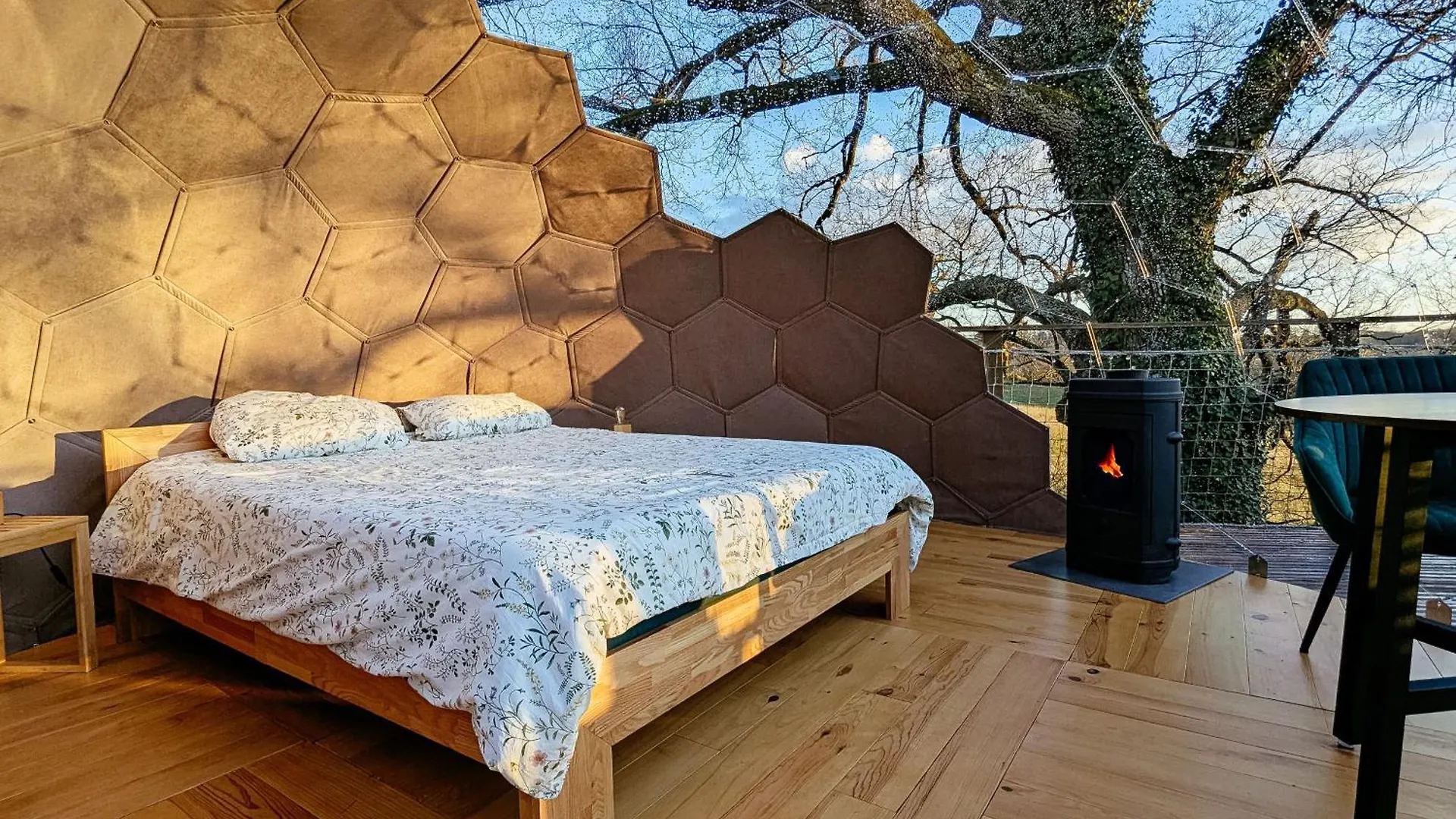 Les Bulles Perchees De Lartigue Bed & Breakfast Margouet-Meymes