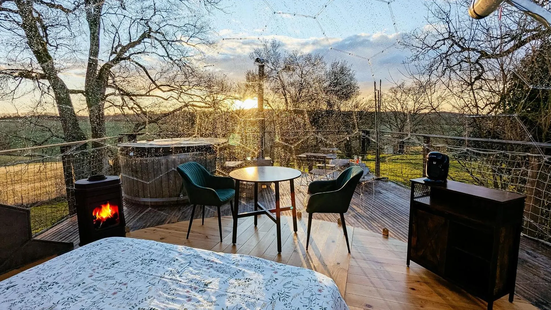 Bed and Breakfast Les Bulles Perchees De Lartigue Margouet-Meymes 3*,  Франция